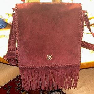 RARE TORY BURCH Burgundy suede fringed whipstitch Crossbody bag preowned BOHO
